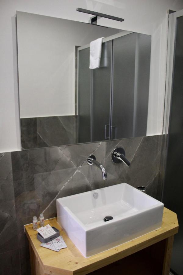 Be Italian Flat Sanfelice Hotel Наполи Екстериор снимка