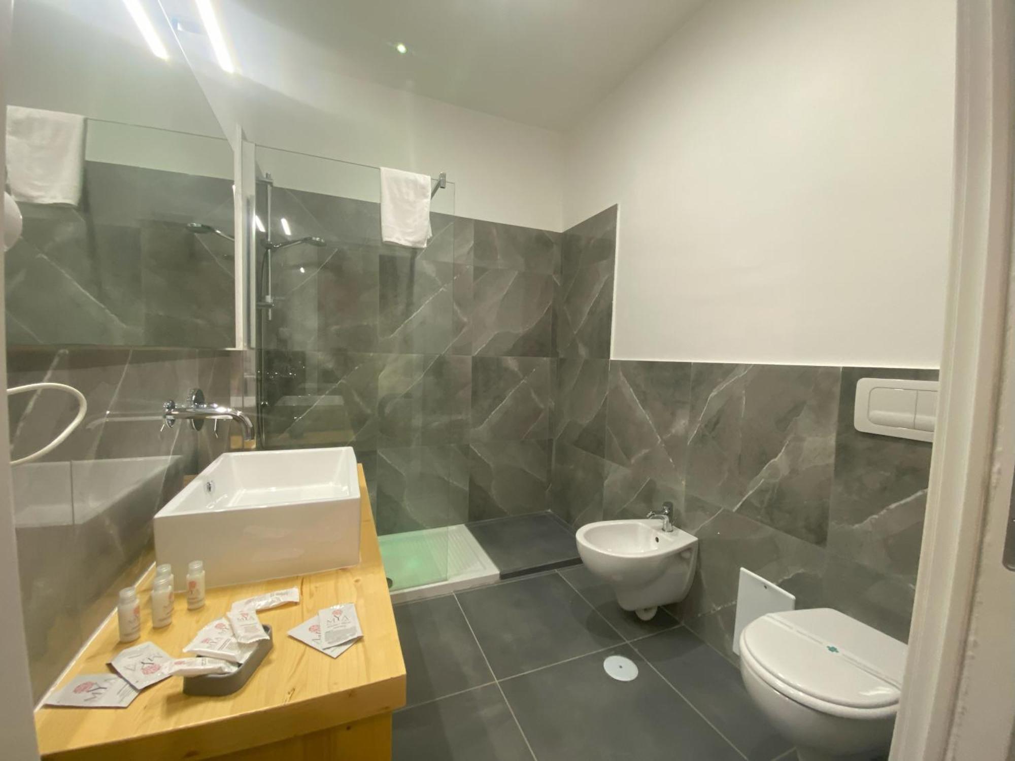 Be Italian Flat Sanfelice Hotel Наполи Екстериор снимка